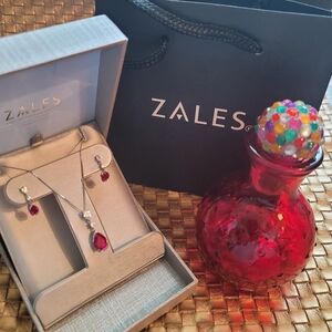 AS NEW! ZALES 14K WHITE GOLD & CRTD RUBY & WHITE SAPPHIRE NECKLACE & EARRING SET